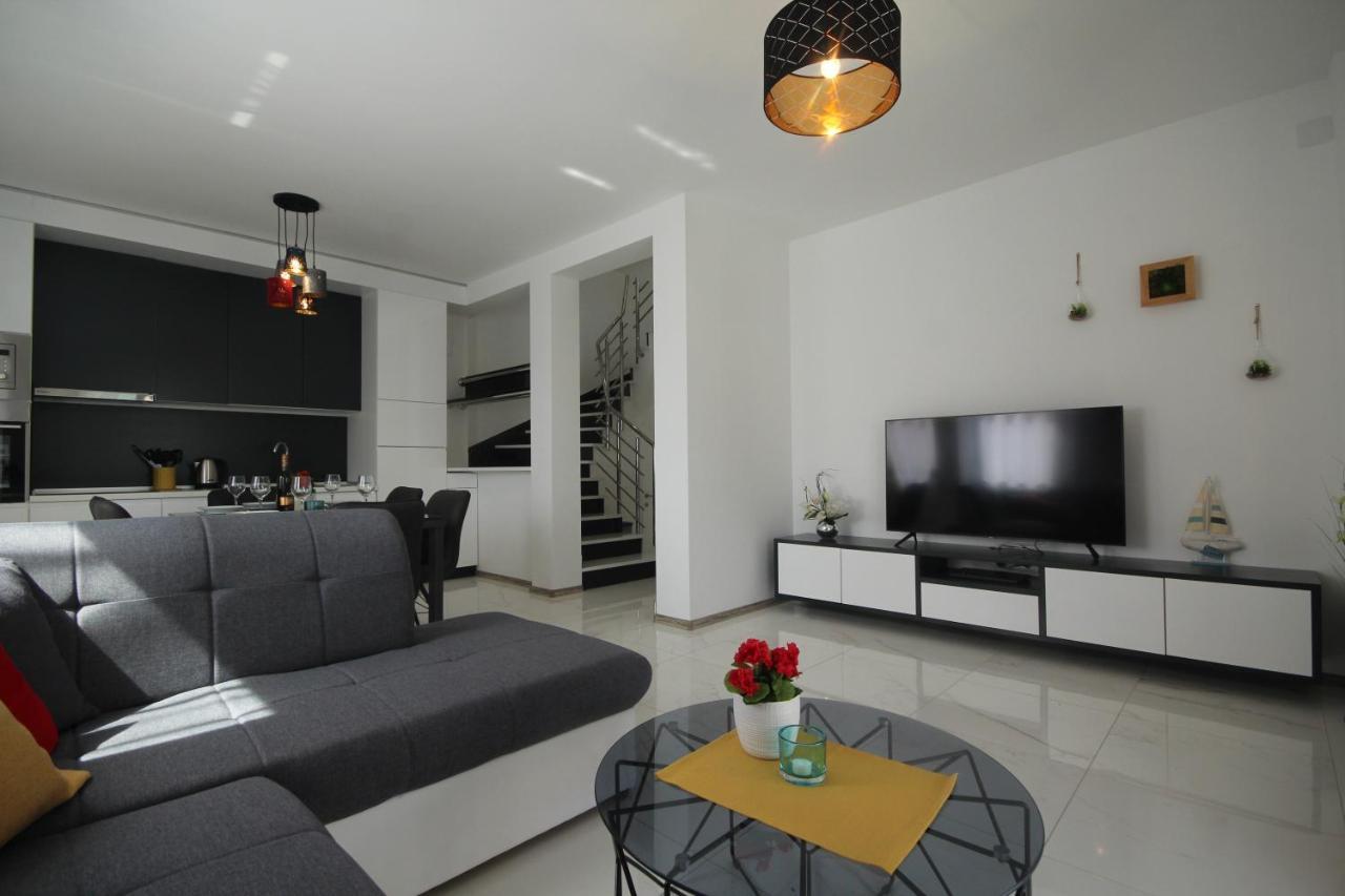 Villa Essenza - Luksuzne Kuce Za Odmor فوديس المظهر الخارجي الصورة