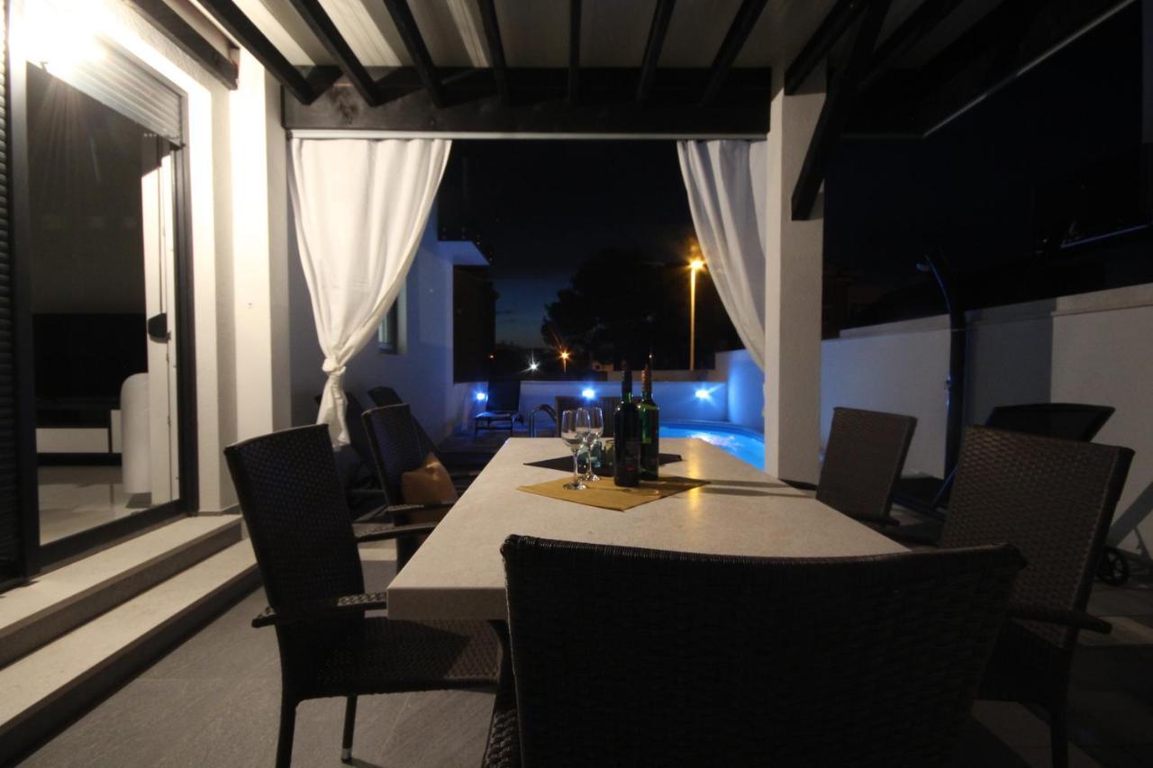 Villa Essenza - Luksuzne Kuce Za Odmor فوديس المظهر الخارجي الصورة